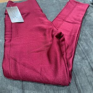 NWT- JL cozy fleece Leggins  whit side phone pockets.